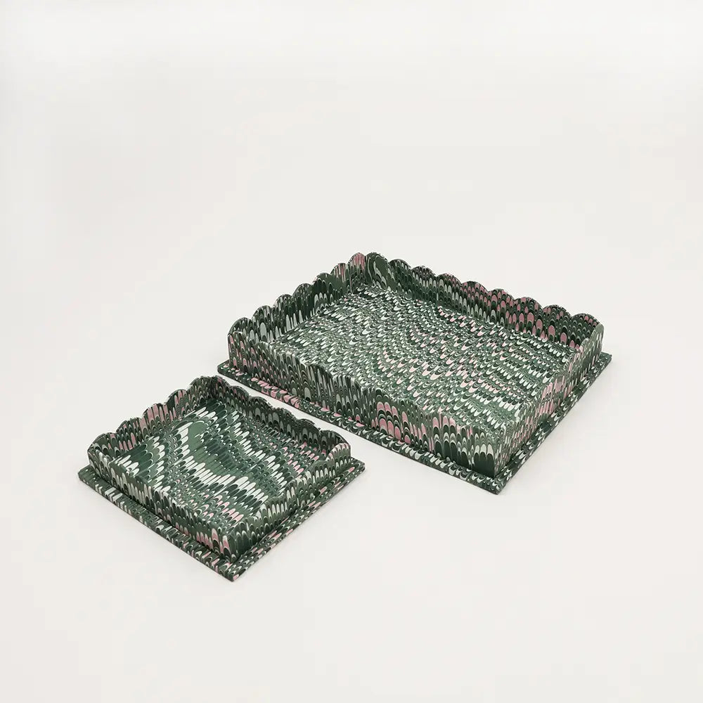 Marbled Scalloped Tray Set