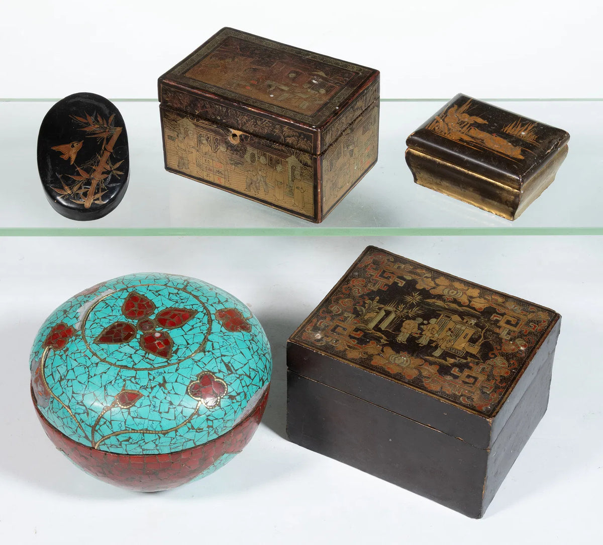 Gilt & Lacquer Chinese Export Decorative Box