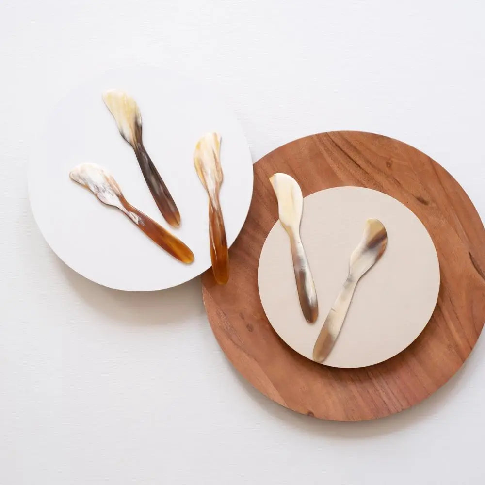 Horn Butter and Cheese Spreader