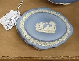 Jasperware Oval Dresser Box 4"