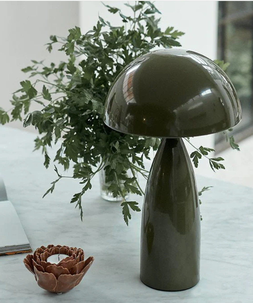 Leoma Metal Table Lamp, Olive